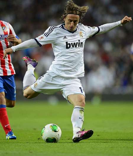 33岁内马尔17分钟戴帽救赎，3场轰5球1助冲击明年世界杯