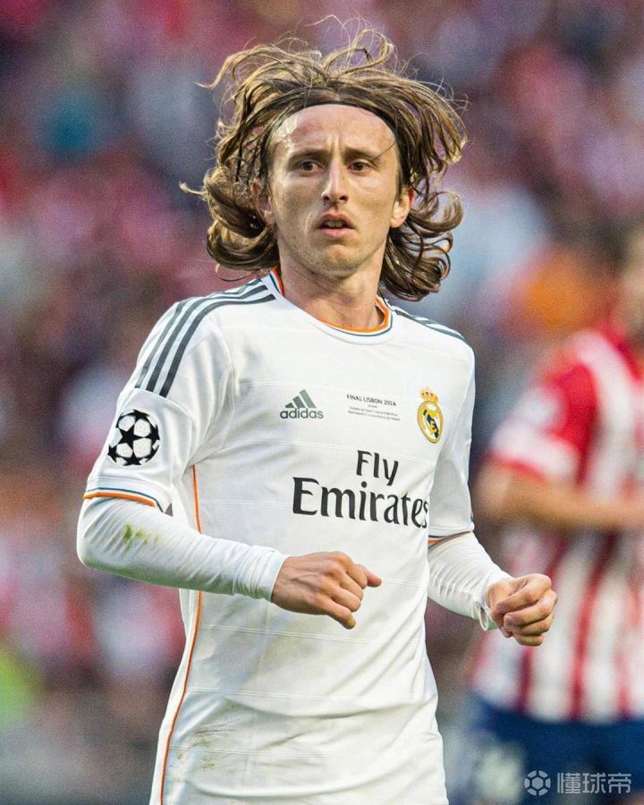 维斯塔潘和诺里斯黄胎起步，皮亚斯特里使用硬胎起步